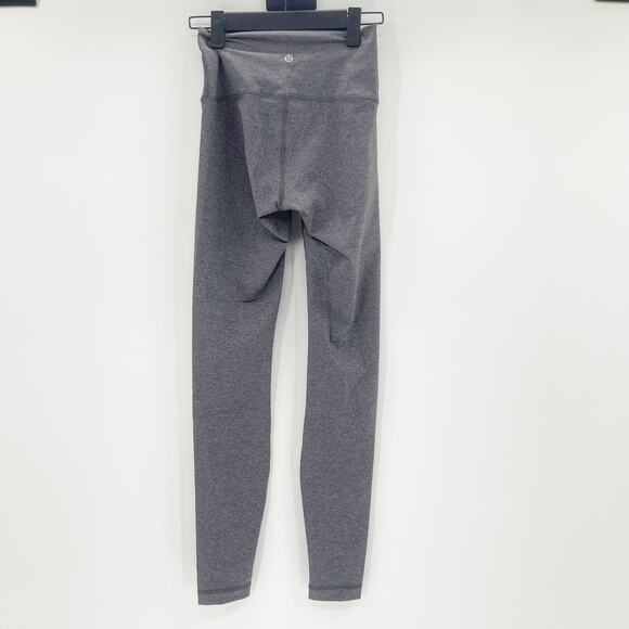Lululemon Women's Gray Mid Rise Yoga Running Athletic Leggings Size 4 - Picture 2 of 3